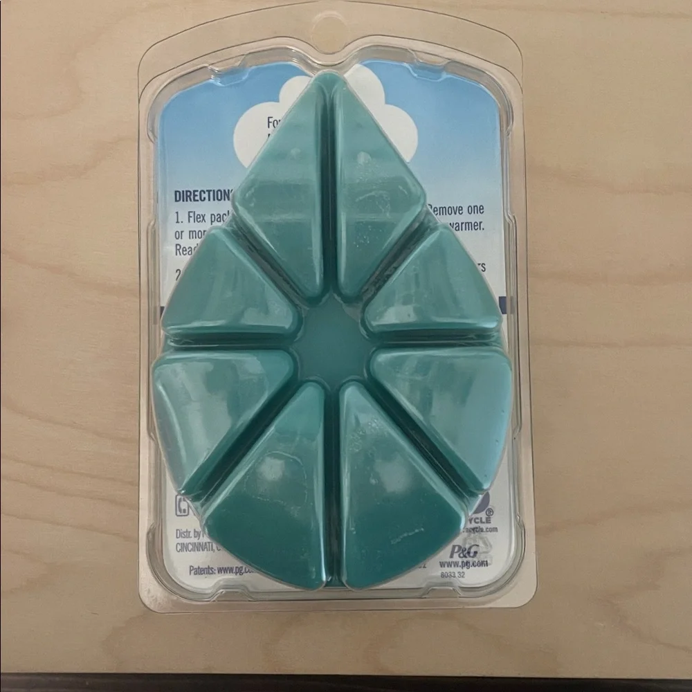 Febreze Unstopables Wax Melts in Fresh Scent